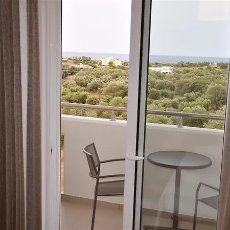 Daniel Luxury Aparthotel 4*