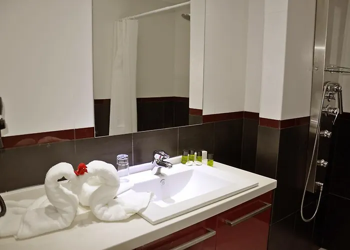 Daniel Luxury 4*